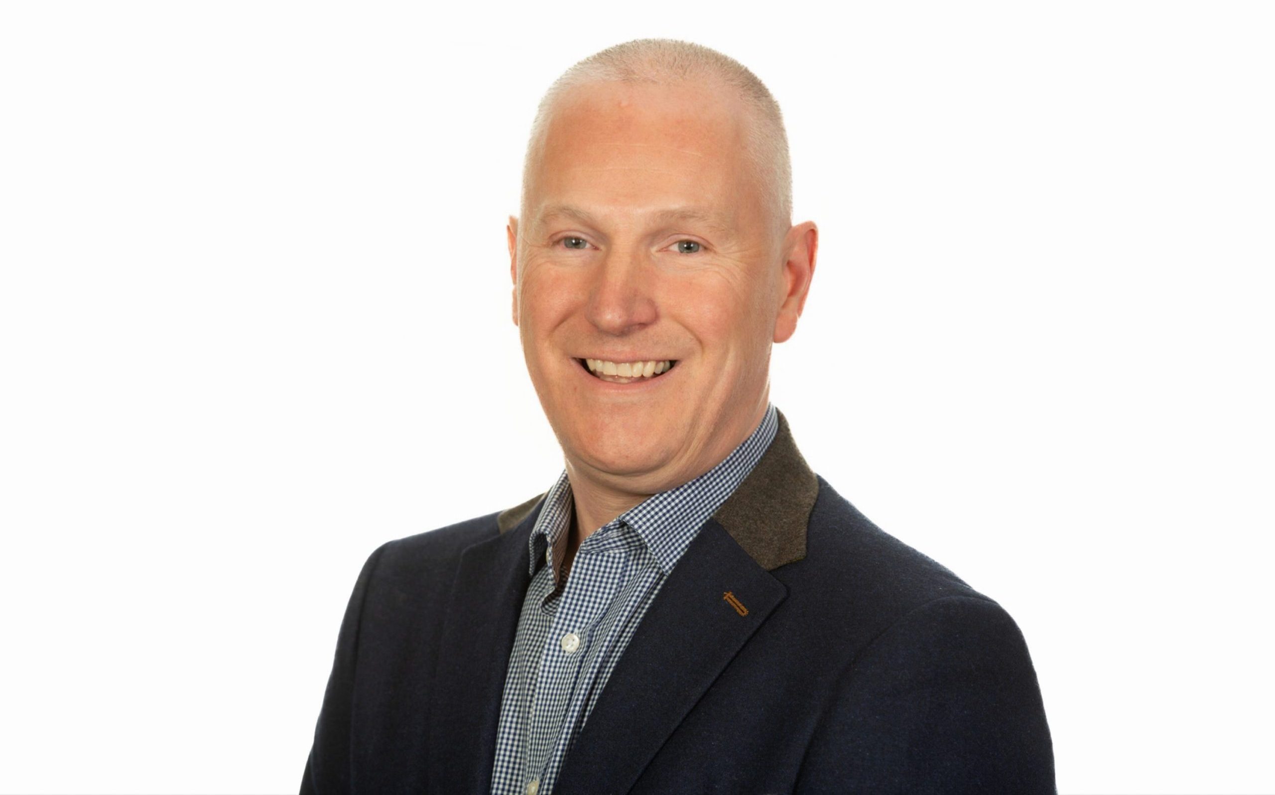 Darren Fisher - Headshot Square 4 Staff.